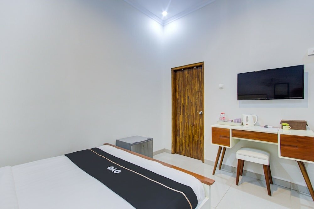 Фото Super Oyo Collection O 3280 Cendhani Raras