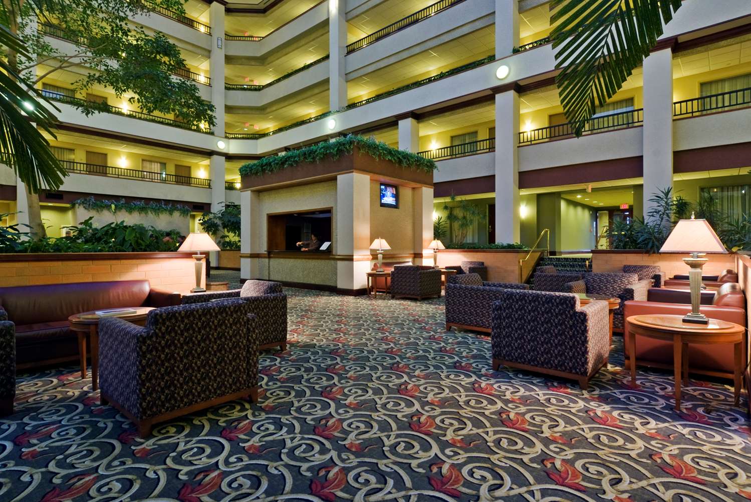 Фото Embassy Suites by Hilton Lexington/UK Coldstream