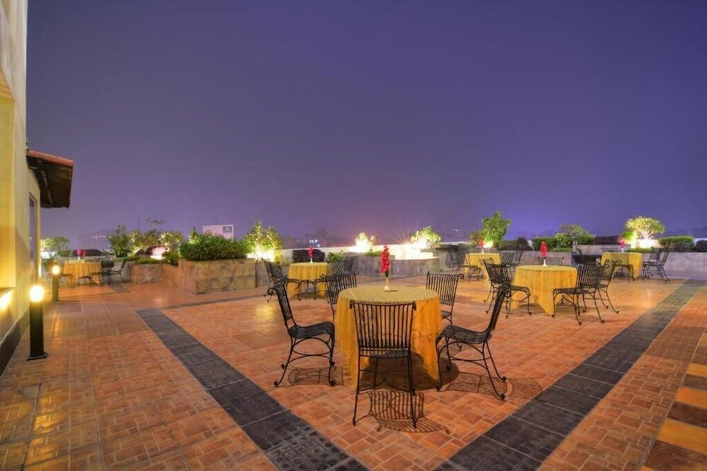 Фото Hotel Chanakya