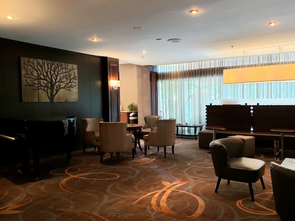 Фото Sheraton Ontario Airport Hotel