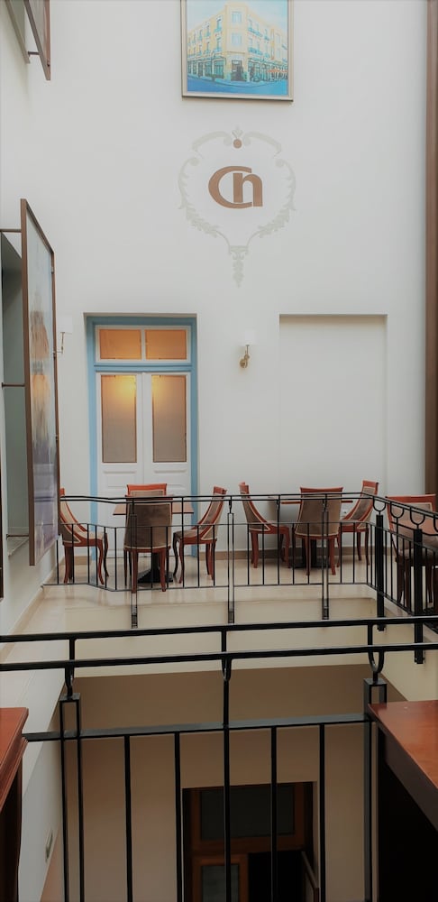 Фото The Capsis Bristol Boutique Hotel