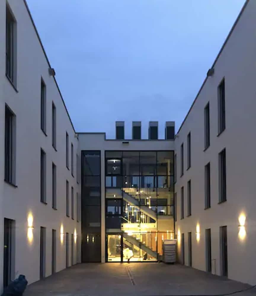 Фото Intergroup Business & Design Hotel Ingolstadt