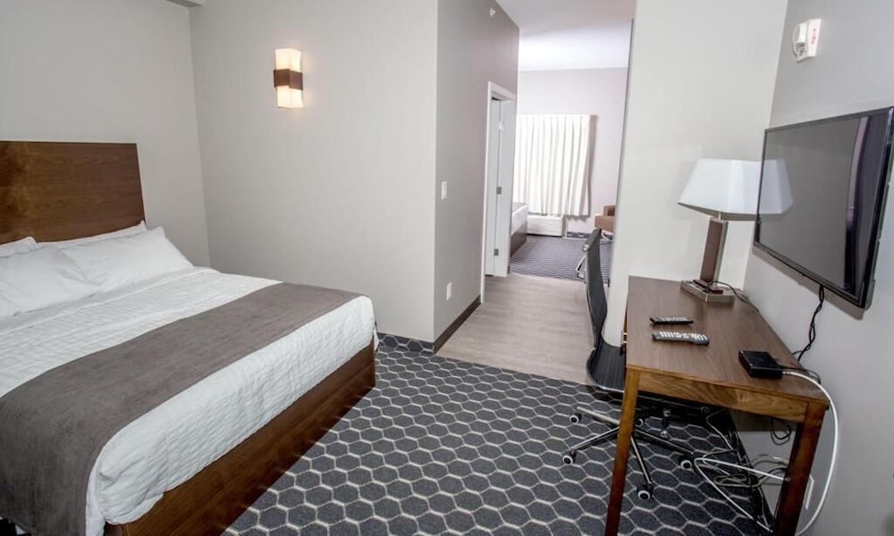 Фото The Souris Hotel