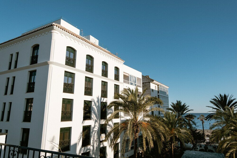 Фото Hotel Estepona Plaza