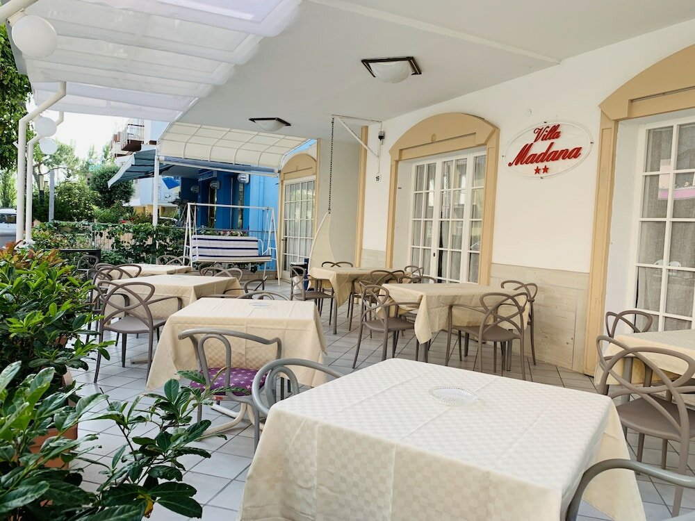 Фото Villa Madana