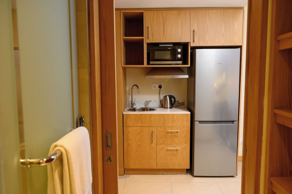 Фото Ocean's Creek Beach Hotel