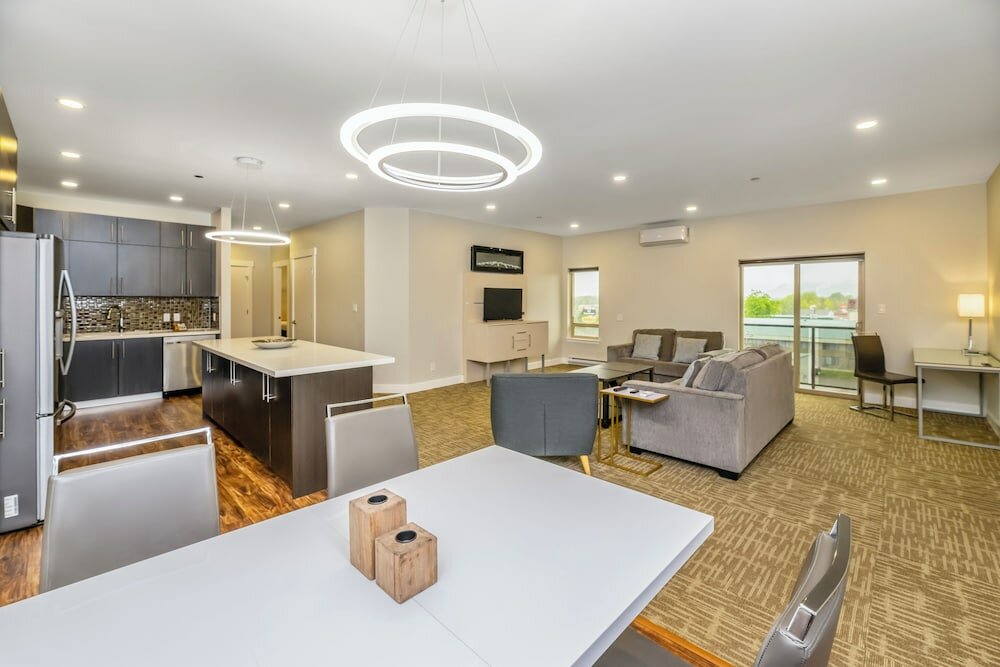 Фото Quality Inn Sunshine Suites