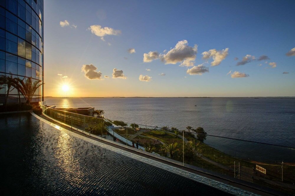 Фото DoubleTree by Hilton Porto Alegre