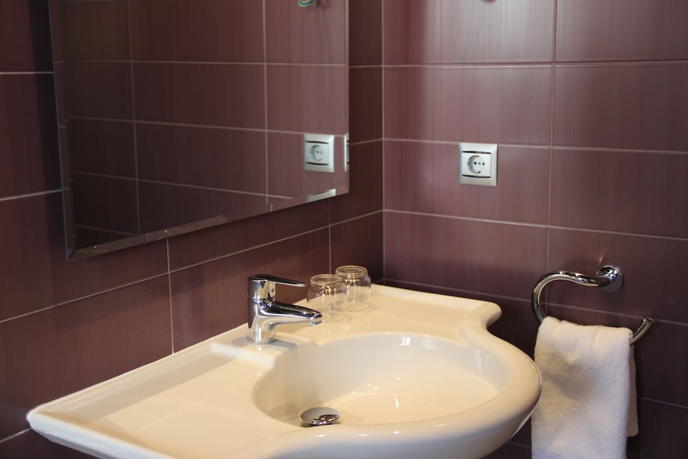 Фото Hostal Teruel