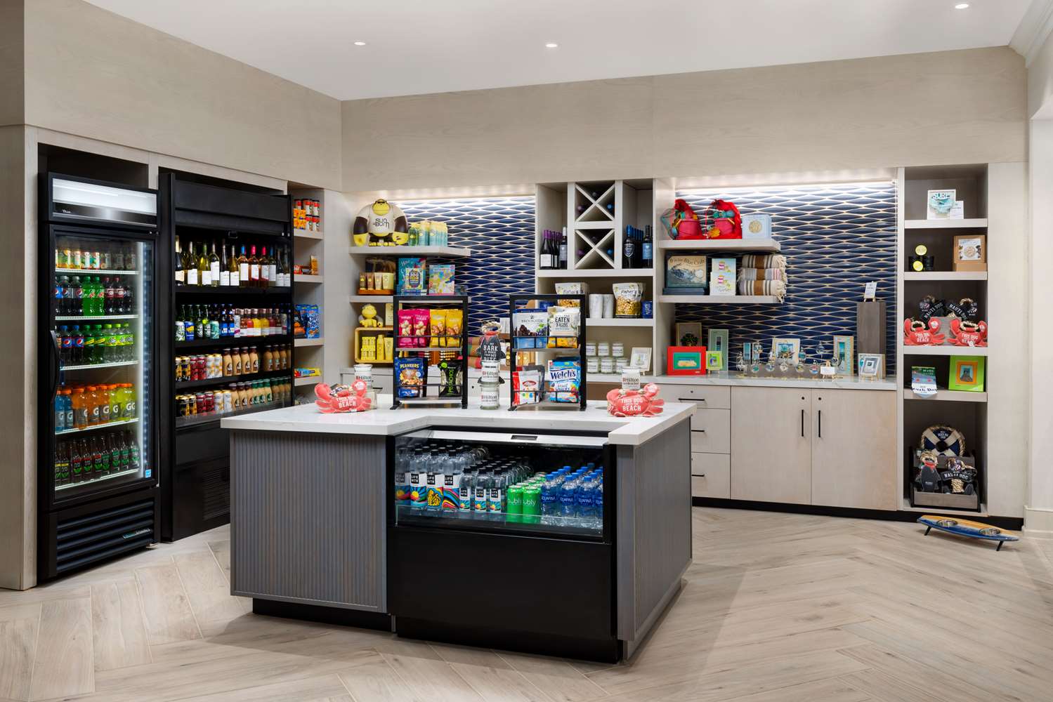 Фото Dunes Manor Hotel and Dunes Suites