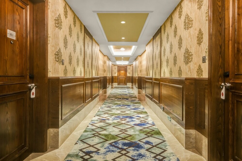 Фото Lemon Tree Premier Dwarka