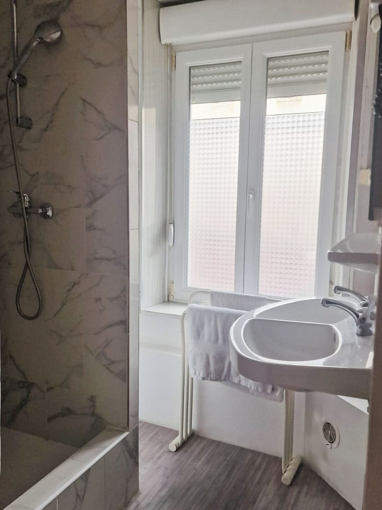 Фото De L'Academie