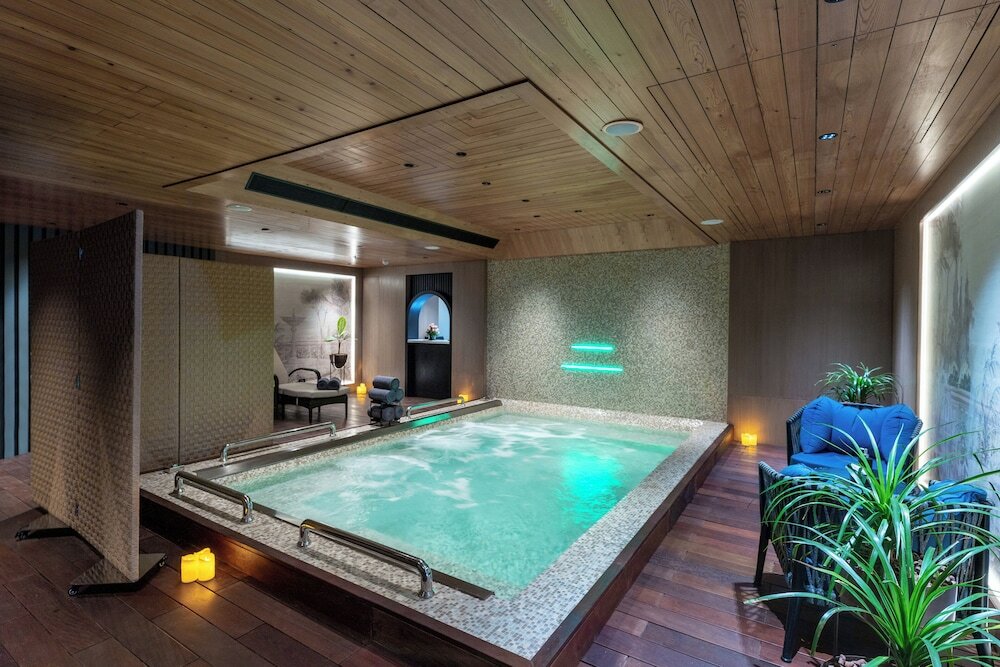 Фото Parallel Hotel