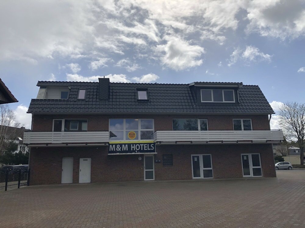 Фото M&m Hotel - Neu Wulmstorf