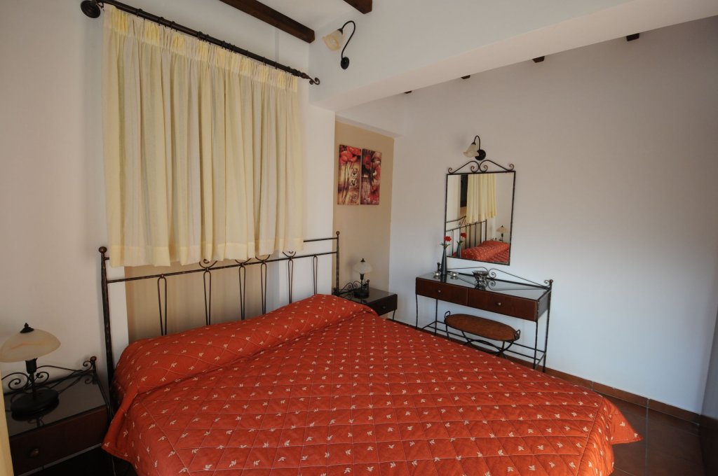 Фото Vathi Hotel