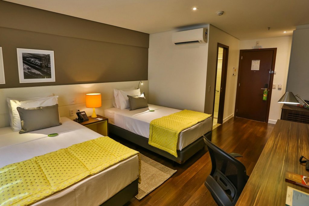 Фото Quality Hotel Flamboyant