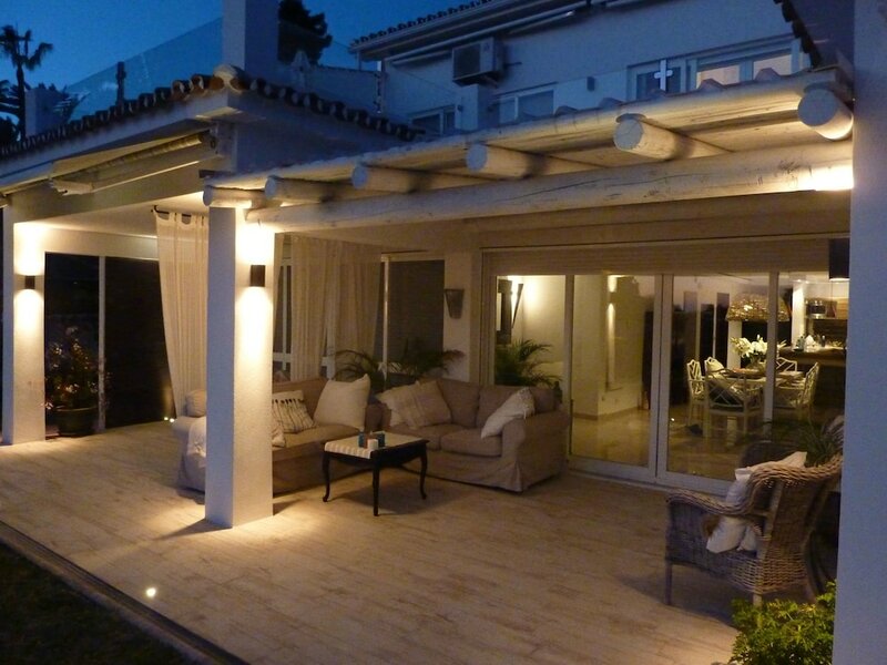 Гостиница Villa Breeze Marbella Luxury B&b