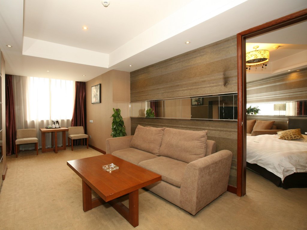 Фото Demen Renli Hotel