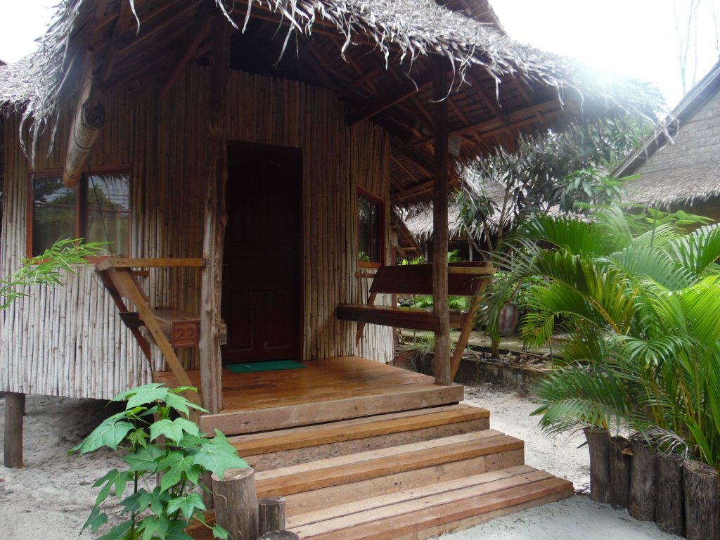 Фото Sahaa Beach Resort