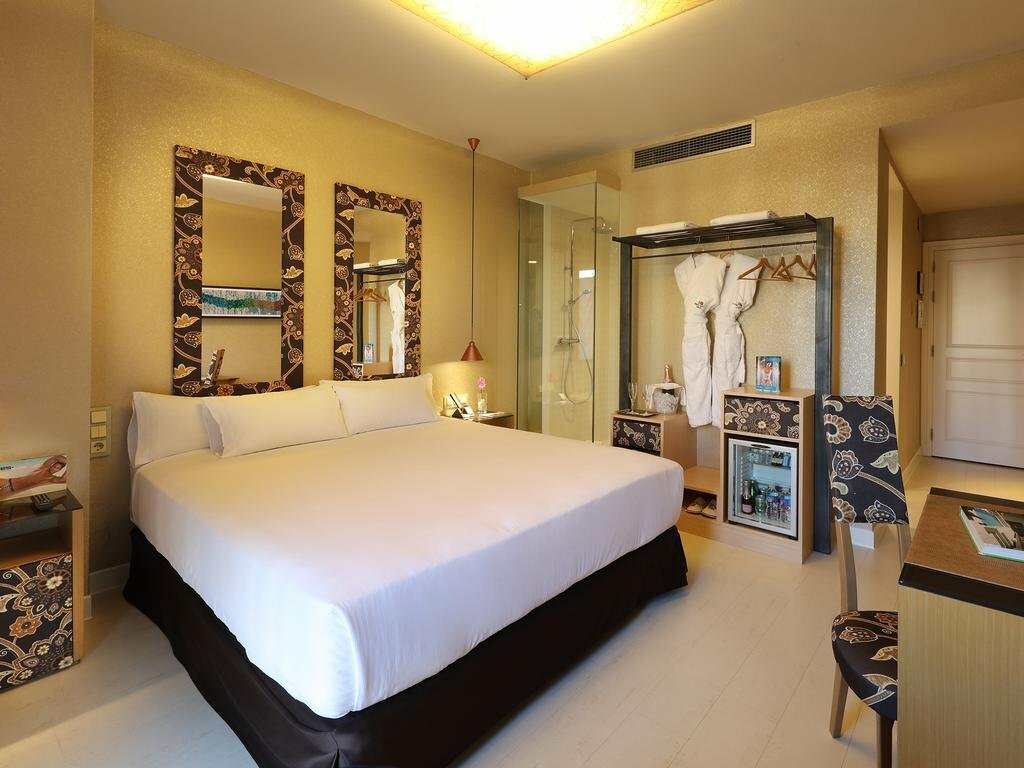 Gay barcelona hotels