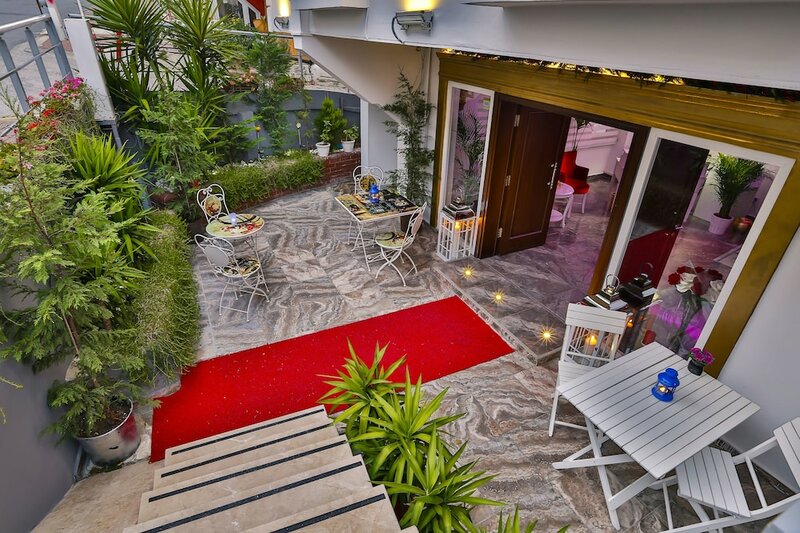 Гостиница Ortaköy Bellezza Hotel в Бешикташе