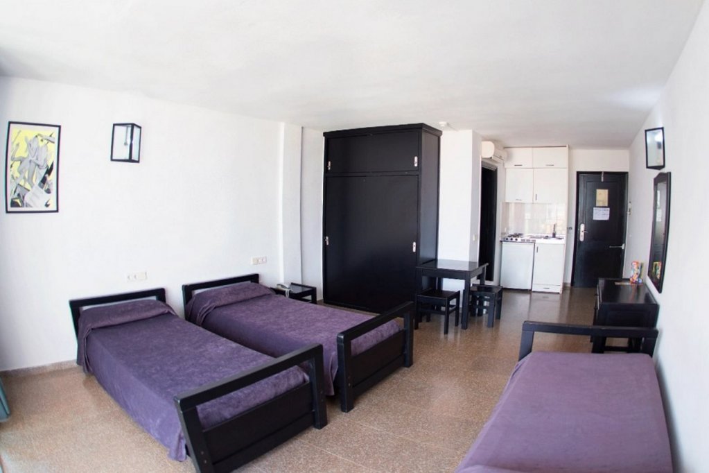 Фото Ibiza Rocks Hotel