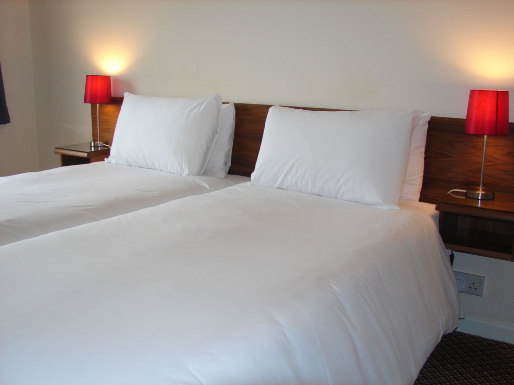 Фото The Angel Hotel