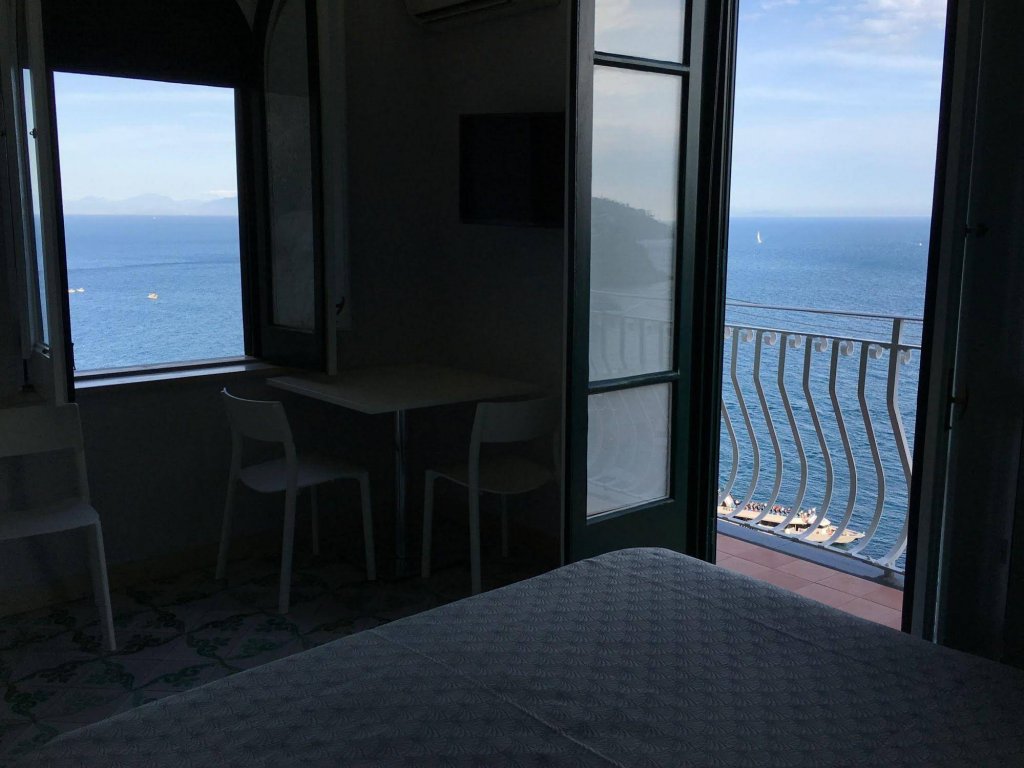 Фото Amalfi Apartment