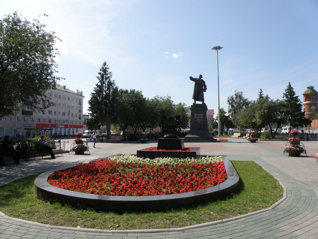 Monument, memorial Герб Кургана, Kurgan, photo