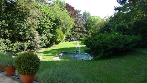 Фото Hotel Villa im Park