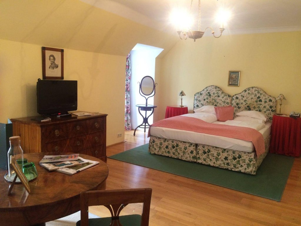 Фото Schlosswirt zu Anif