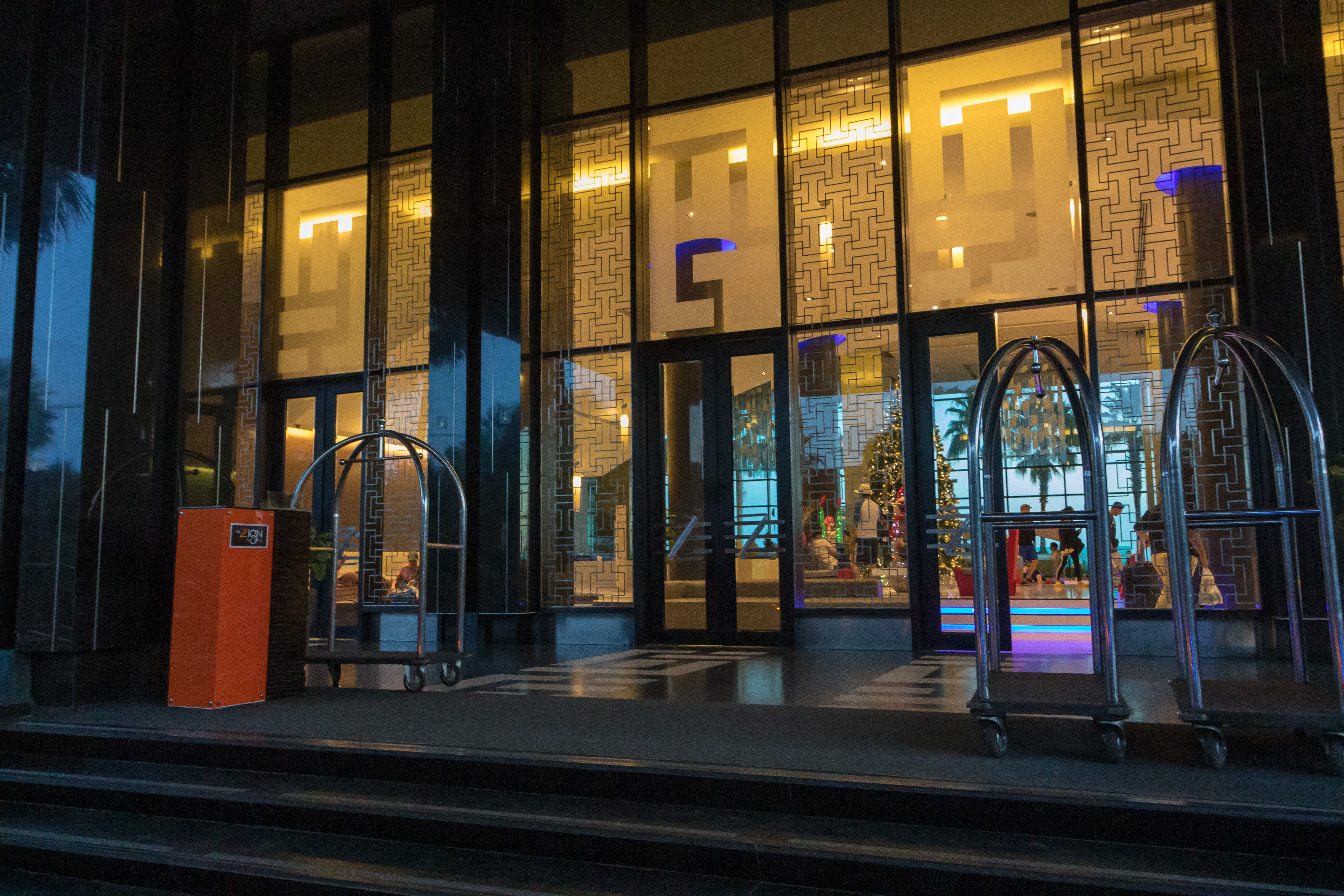 Фото The Zign Hotel