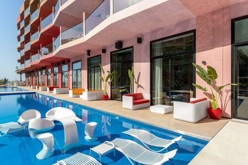 Гостиница voco Dubai Monaco Heart of Europe в Дубае