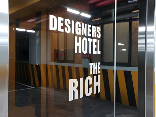 Гостиница Designers Hotel The Rich в Кояне