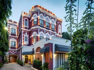 Гостиница The Astor Kolkata