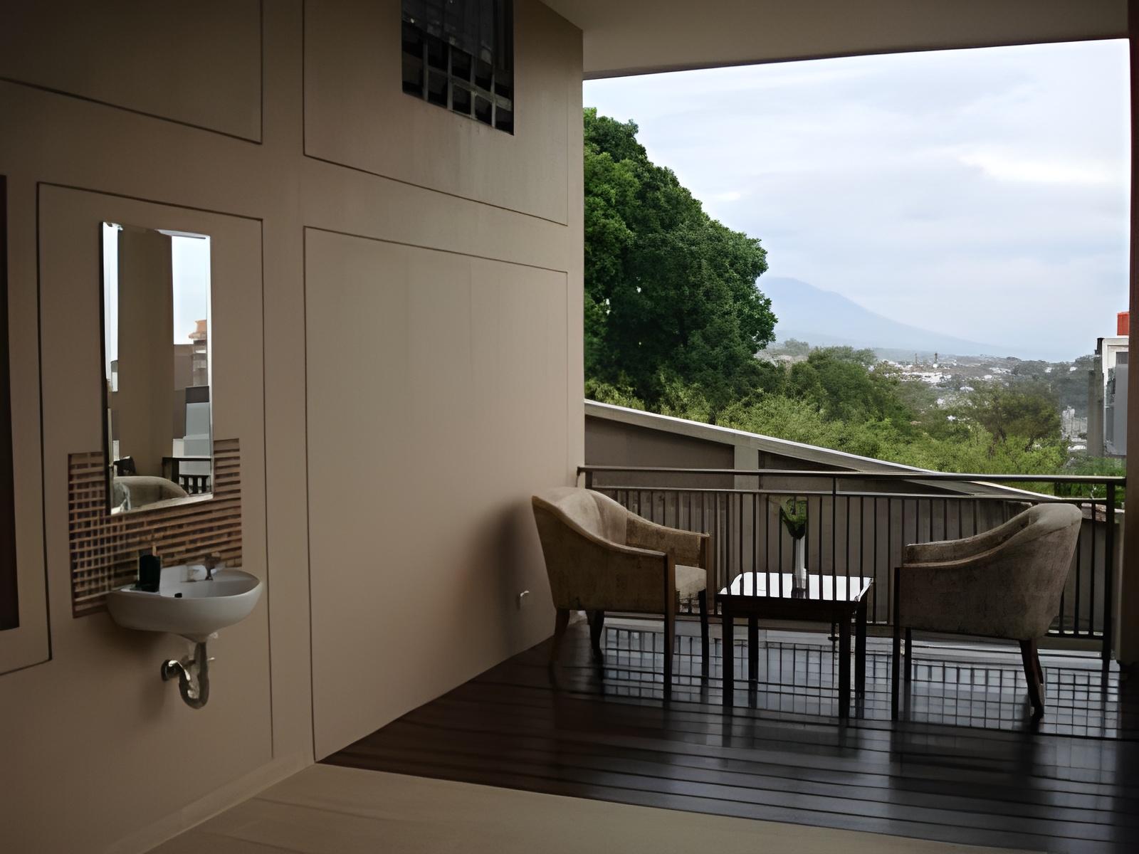 Фото U Village Hotel And Villa