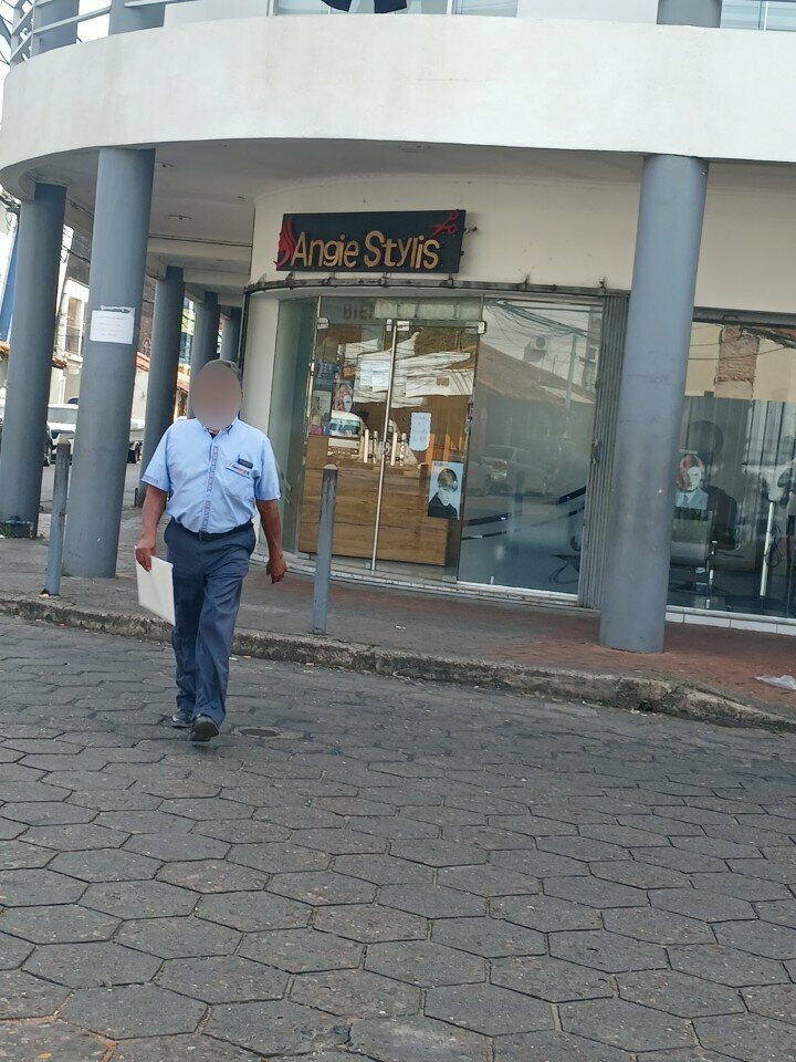 Hairdresser Angie Stylis, Santa Cruz de la Sierra, photo