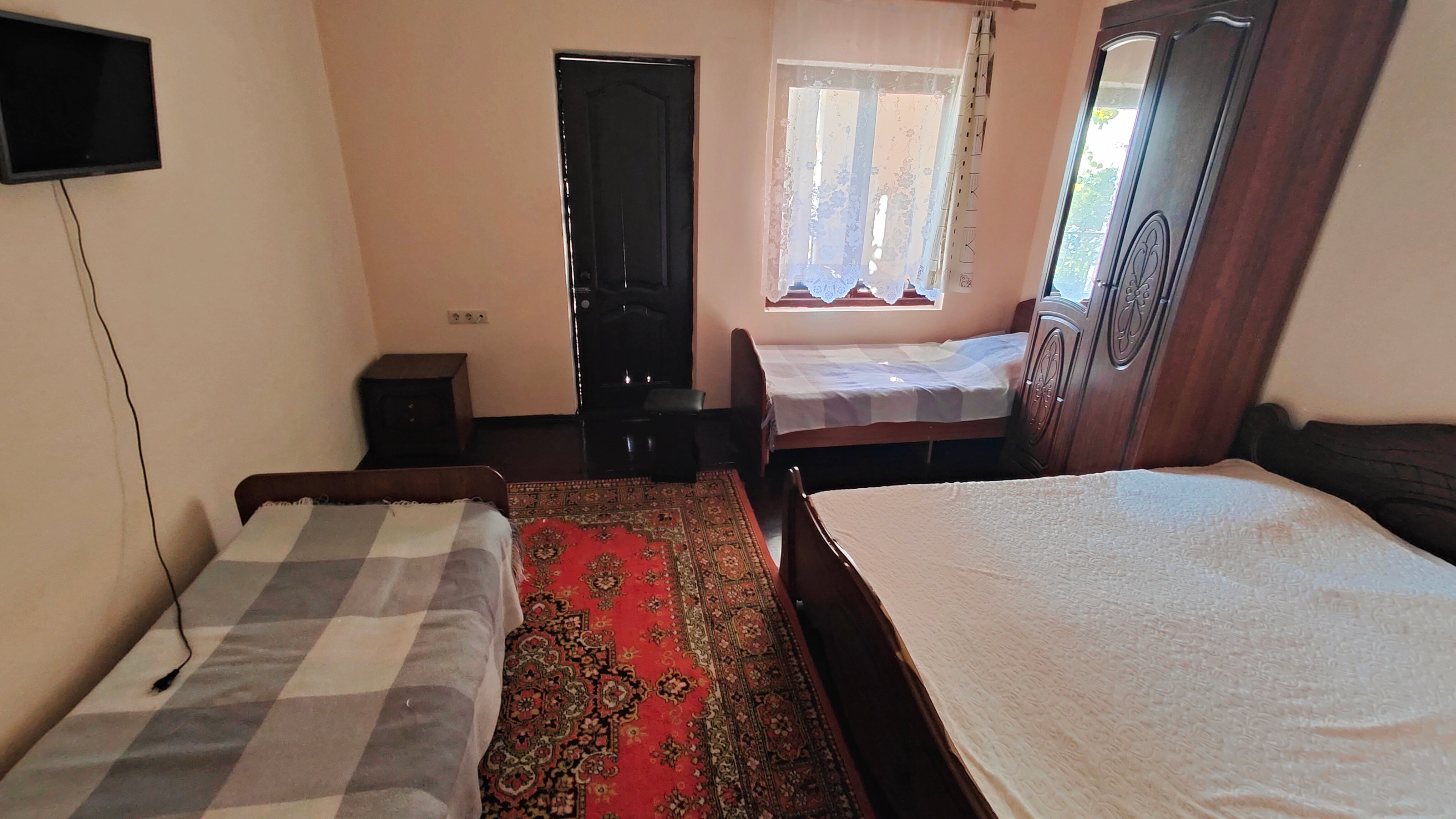 Фото Гостевой дом Людмила