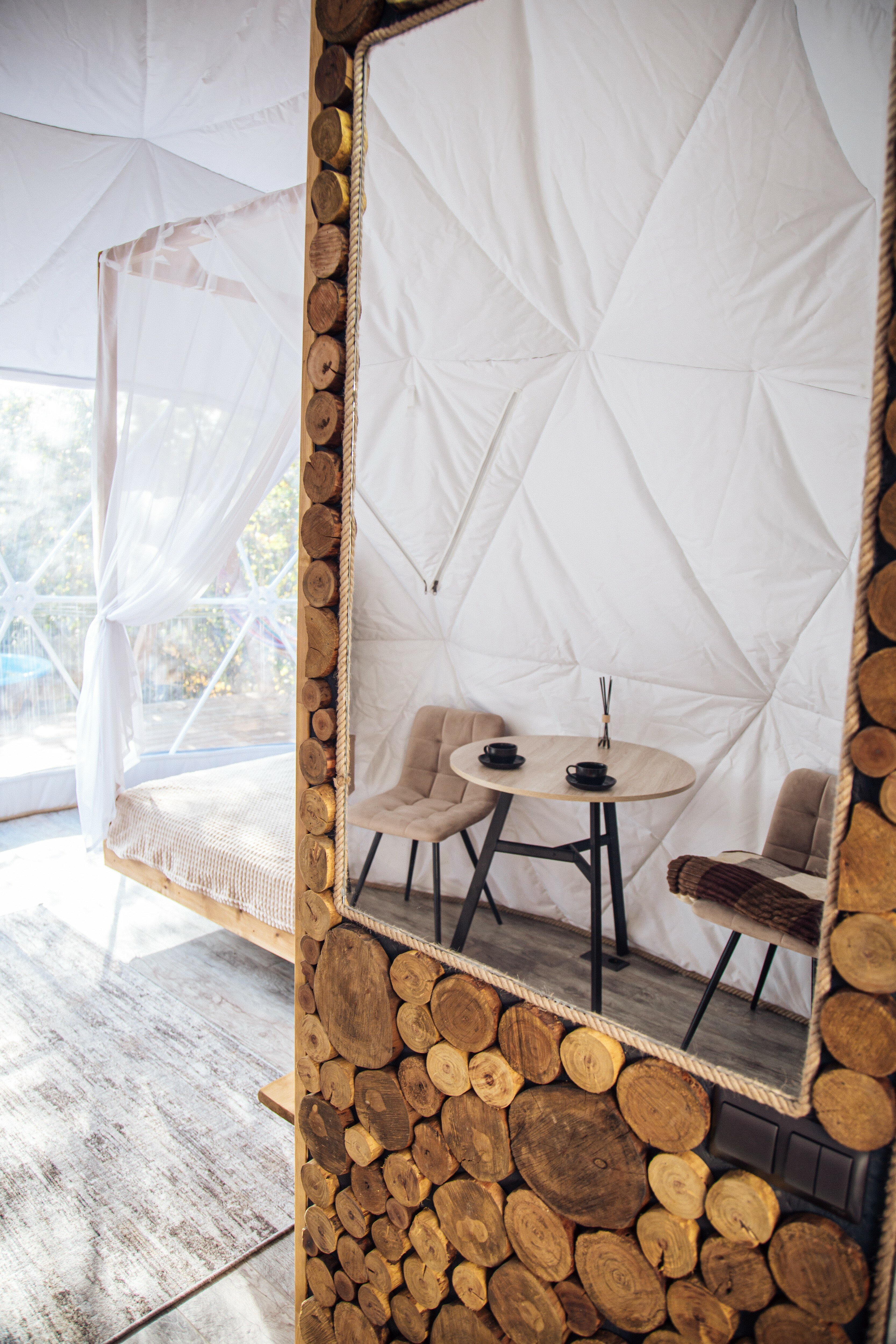 Фото Коттедж в лесу