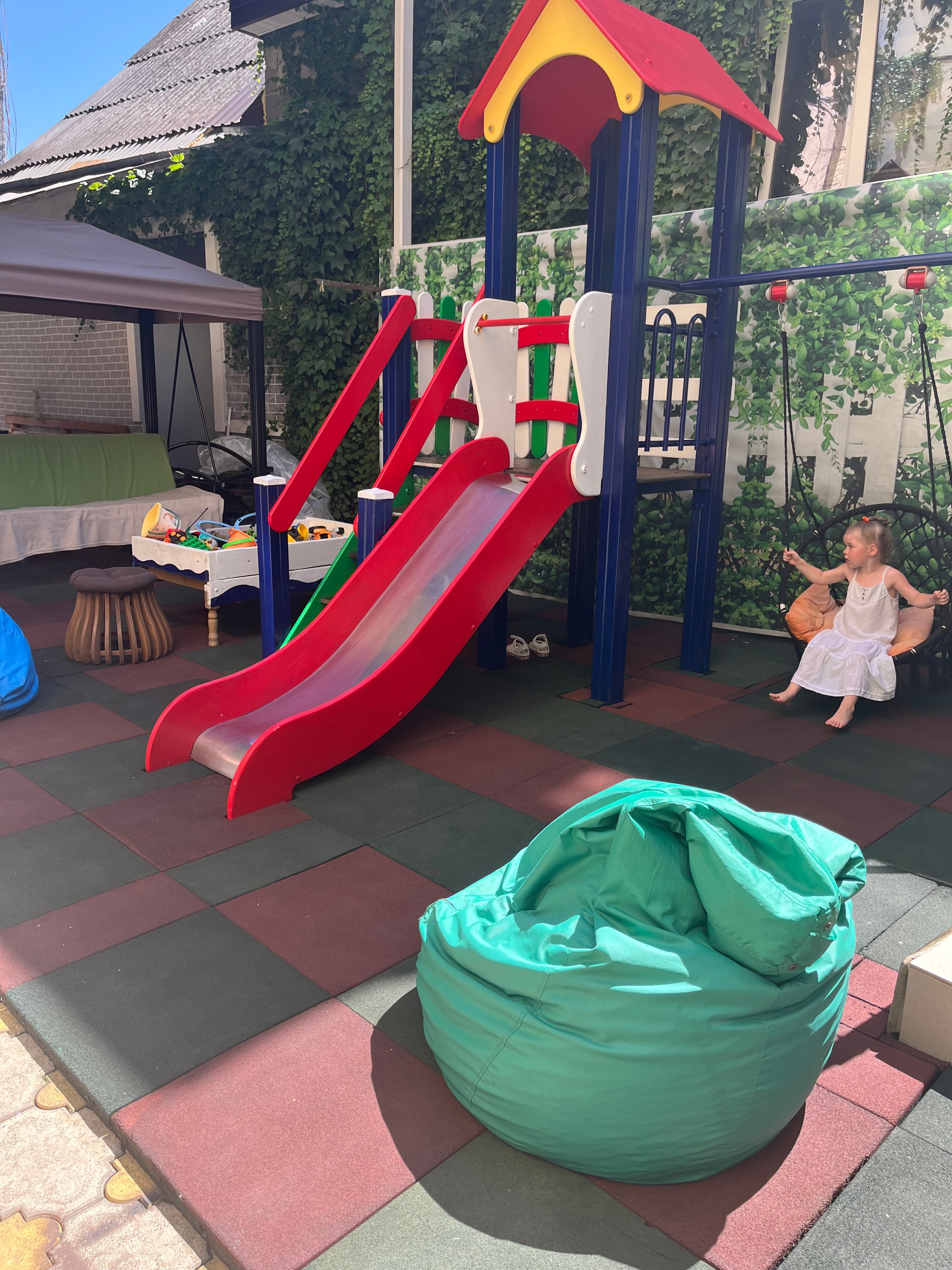 Фото Continental