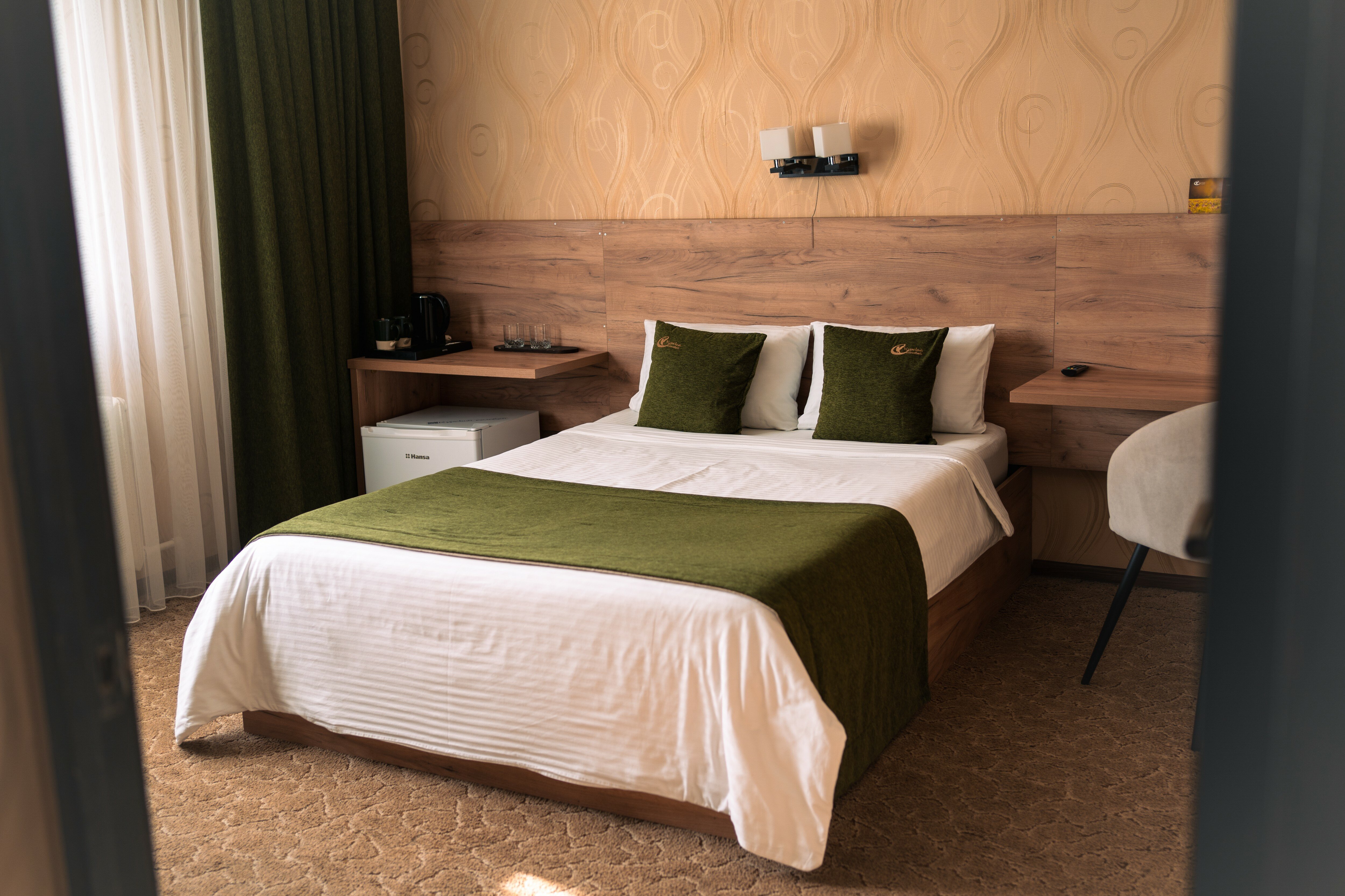 Фото отеля 2