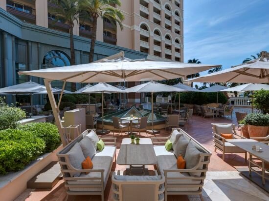 Фото Monte Carlo Bay Hotel & Resort