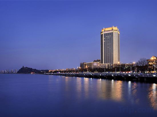 Фото Crowne Plaza Zhenjiang, an Ihg Hotel