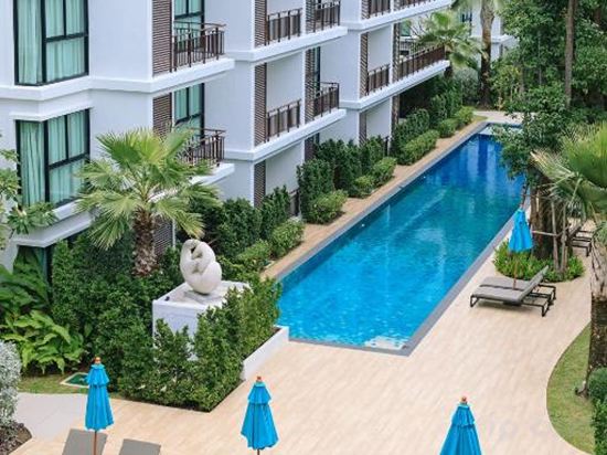 Фото The Title Beach Front