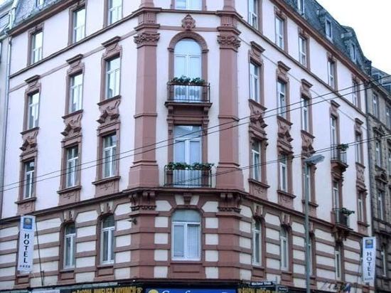 Фото Comfort Hotel Frankfurt Central Station