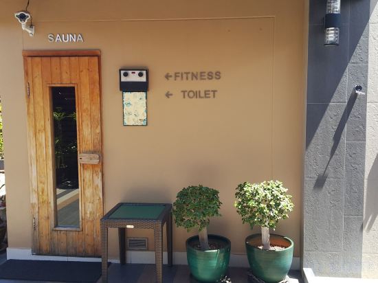 Фото April Suites