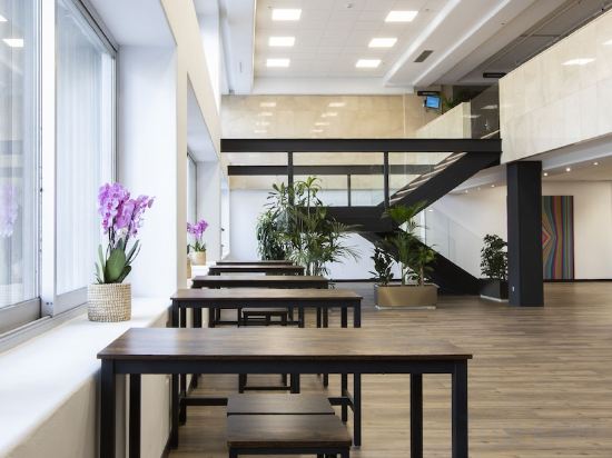Фото Hotel Chamartin The One
