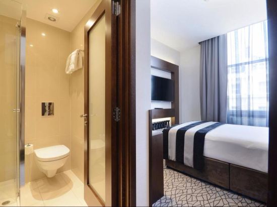 Фото Park Grand Paddington Court