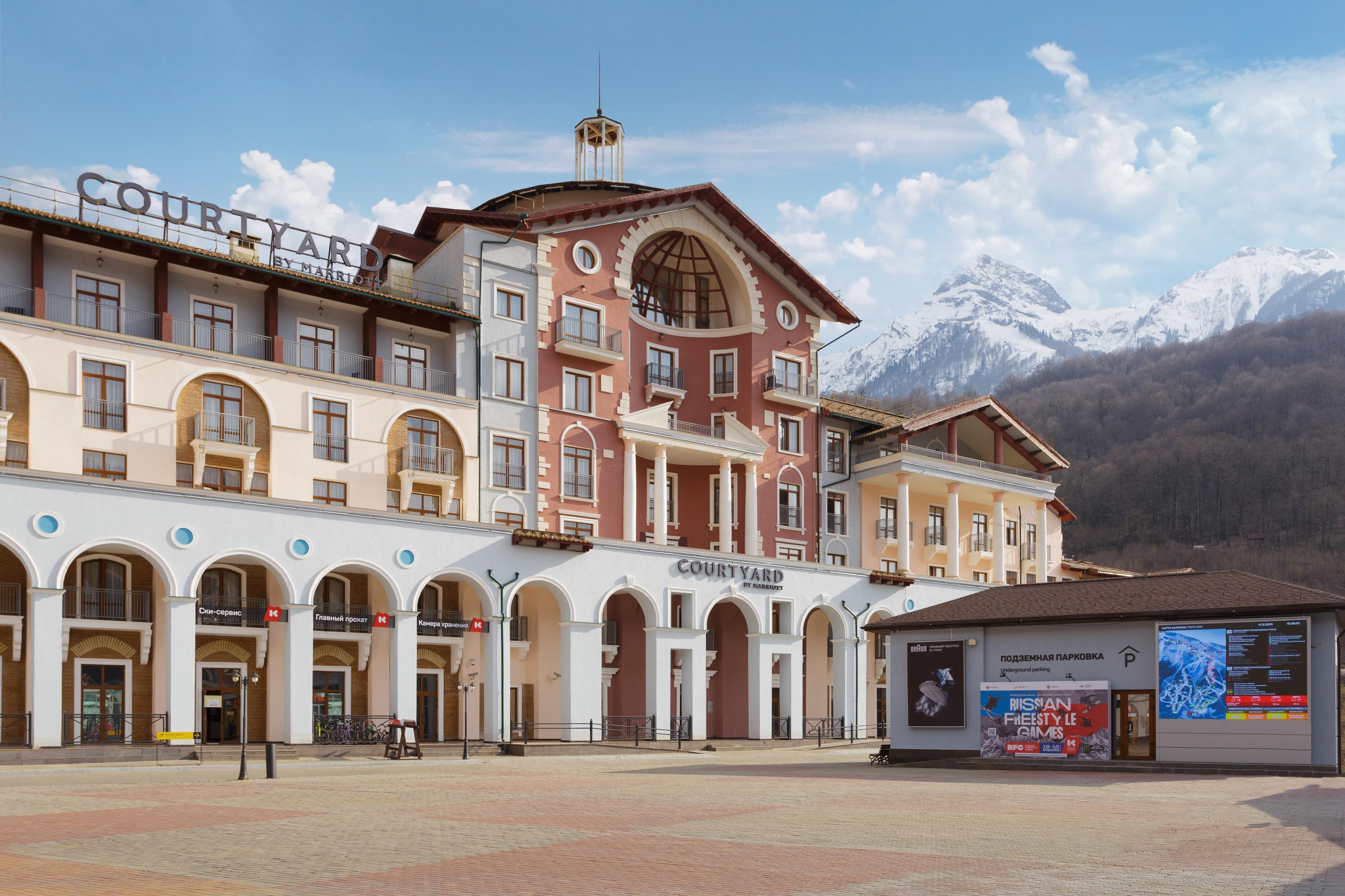 Фото Кортъярд Марриотт Сочи Красная Поляна