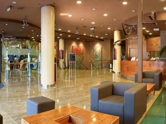 Фото Hotel Silken Monumental Naranco